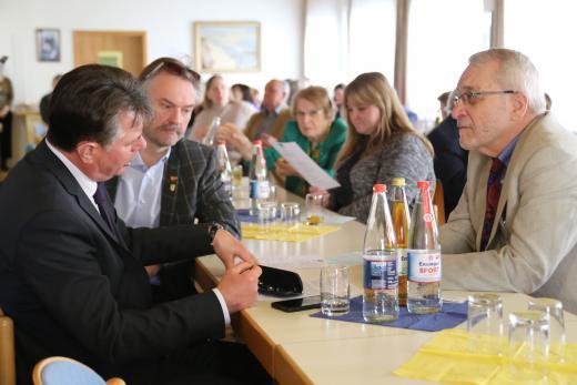 Im_Gespraech_mit_Dr._Hartmut_Knopp.jpg