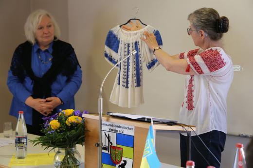 Textile_Schaetze_aus_Privatbesitz.jpg