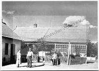  Postkarte - Bauernhof, Ansicht des Wohngebäudes von der Hofseite aus