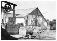  Postkarte - Schabo, Schöpfbrunnen auf einem bäuerlichen Anwesen