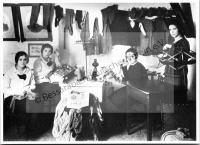  Postkarte - Eine bessarabische Strickstube